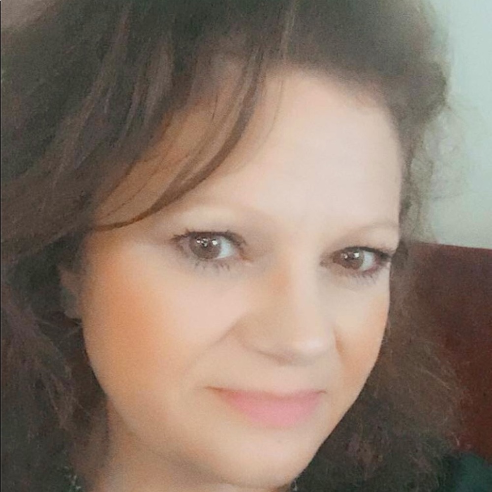 Meet your Posher, Shellie